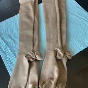 BNWOT 2 Pair Women’s Compression Socks size Small 7-8 in tan